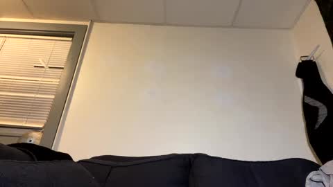 naughtysub023 online show from January 29, 4:26 am