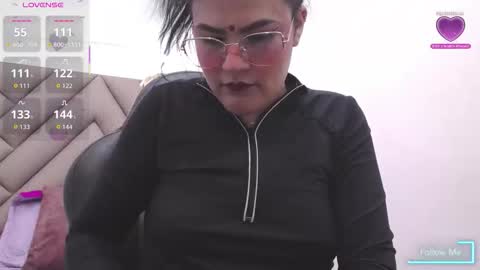Navani Onella online show from October 11, 12:52 pm