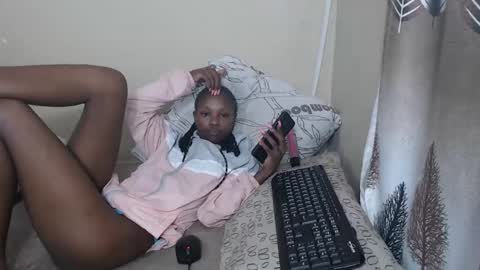 Snapshot of nawtylarissa_ chatting on October 17, 7:17 pm nawtylarissa_ online show from October 17, 7:17 pm