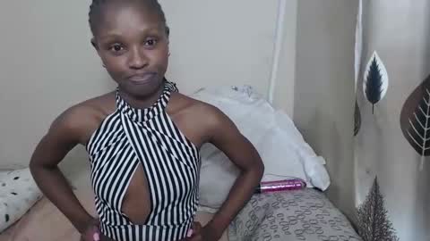 Snapshot of nawtylarissa_ chatting on September 10, 6:19 pm nawtylarissa_ online show from September 10, 6:19 pm