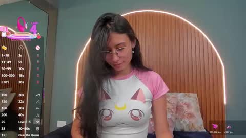 Naye  online show from January 9, 3:44 am