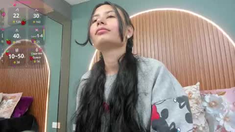 Snapshot of nayecloud chatting on October 14, 3:31 am Naye online show from October 14, 3:31 am