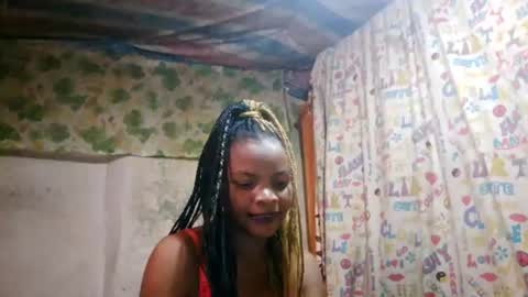 Nayla online show from July 28, 11:39 am