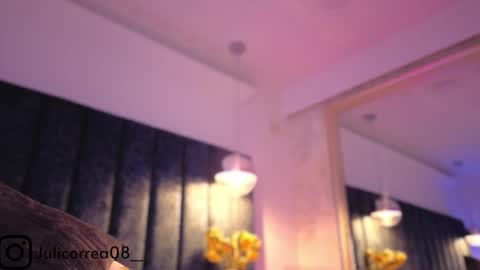 Juli  online show from November 2, 12:30 pm