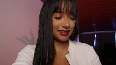 Nefertari online show from April 18, 11:56 am