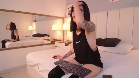 Snapshot of nebulasoul_ chatting on October 6, 1:06 pm nebulasoul_ online show from October 6, 1:06 pm