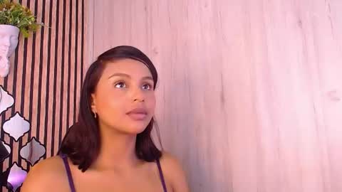 Esmeralda online show from July 28, 2:13 pm