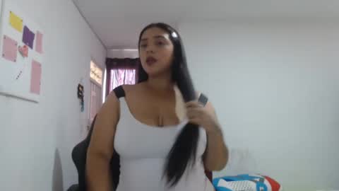 Snapshot of nebyula_star chatting on March 1, 6:11 pm Nebyula online show from March 1, 6:11 pm