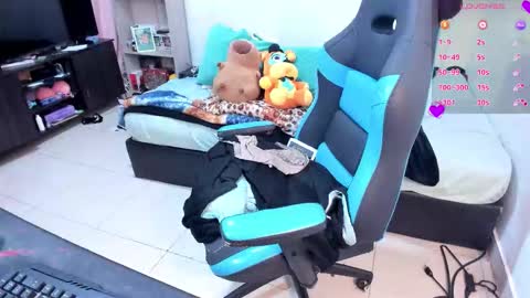 Geek Nicole    im Neeko UwU online show from September 9, 11:04 pm