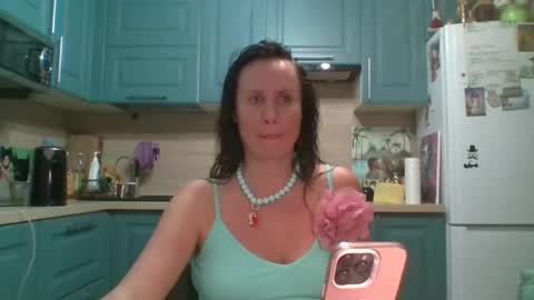 nefertiti05 online show from July 28, 6:53 pm