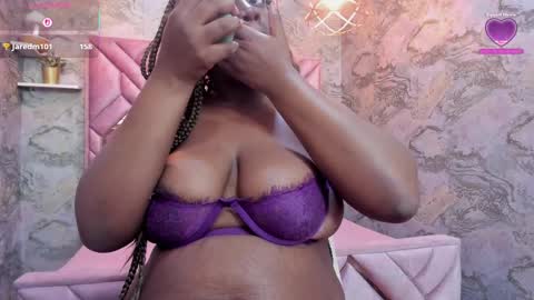 Snapshot of neffertiry_ebonny chatting on September 20, 5:44 pm Nefer online show from September 20, 5:44 pm