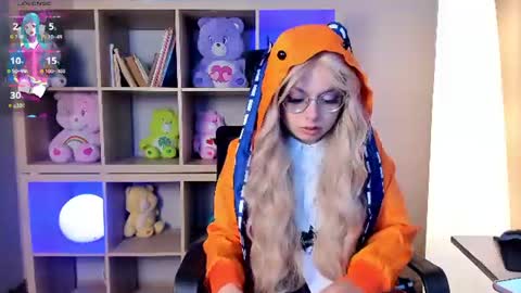 Neko Mochi online show from July 27, 12:46 pm