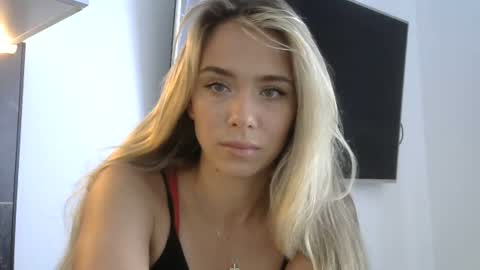 nelly_fortu online show from June 13, 12:24 pm