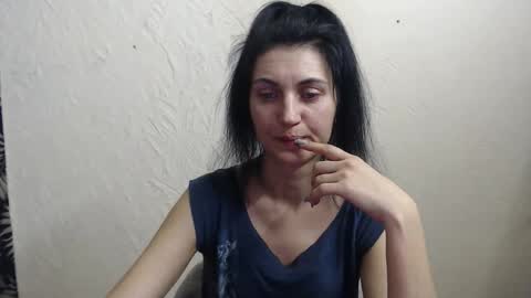 Nensy online show from February 10, 3:04 pm