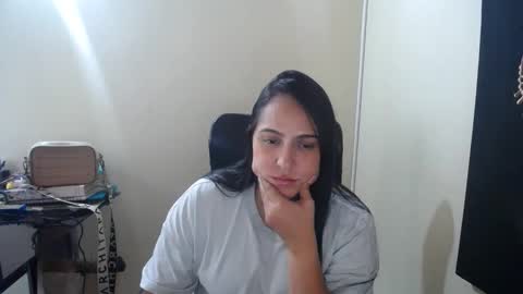 Snapshot of neny445 chatting on February 27, 6:09 pm kelly lopez online show from February 27, 6:09 pm