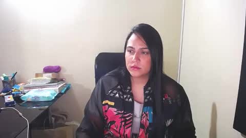 Snapshot of neny445 chatting on January 13, 12:35 pm kelly lopez online show from January 13, 12:35 pm
