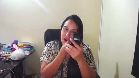Snapshot of neny445 chatting on December 26, 1:54 pm kelly lopez online show from December 26, 1:54 pm