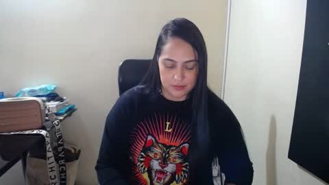 Snapshot of neny445 chatting on February 15, 1:49 pm kelly lopez online show from February 15, 1:49 pm