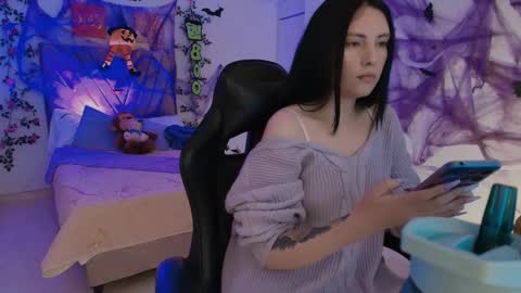Snapshot of neo_sarah chatting on October 16, 2:47 am neo_sarah online show from October 16, 2:47 am