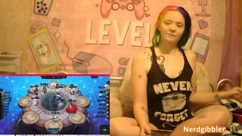 Snapshot of nerdgibbler chatting on December 4, 2:26 pm NerdGibbler online show from December 4, 2:26 pm