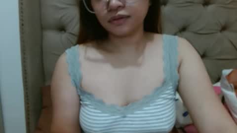 Snapshot of nerdysweetpinay chatting on September 30, 8:42 am nerdysweetpinay online show from September 30, 8:42 am