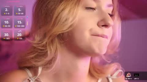 Snapshot of nerissa_xo chatting on October 10, 8:14 pm Nerissa online show from October 10, 8:14 pm