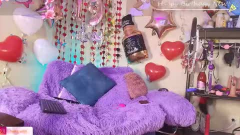          online show from February 16, 11:37 pm