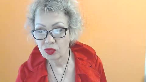 NessyJenixs online show from April 21, 1:51 pm