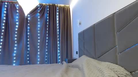 Nessy online show from September 11, 4:24 am