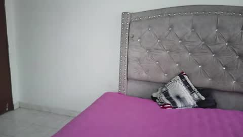 nesuko_kamado online show from December 5, 3:46 pm