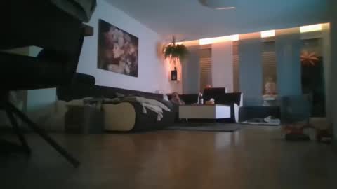 netsurfer511 online show from February 20, 7:08 pm