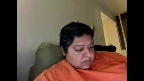 Snapshot of neverwiser chatting on October 18, 3:04 pm neverwiser online show from October 18, 3:04 pm