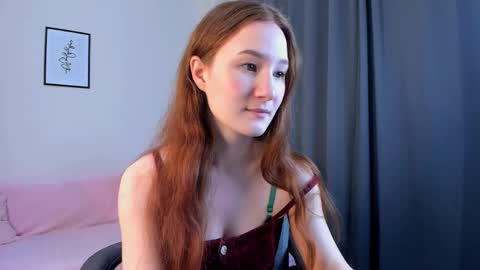 Snapshot of new_boobs chatting on March 2, 4:07 am Maria 3 online show from March 2, 4:07 am