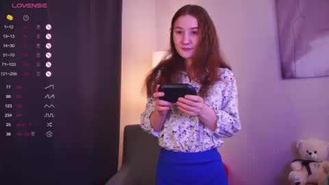 Snapshot of new_boobs chatting on February 15, 4:36 am Maria 3 online show from February 15, 4:36 am