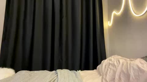 Nova online show from February 18, 9:09 pm