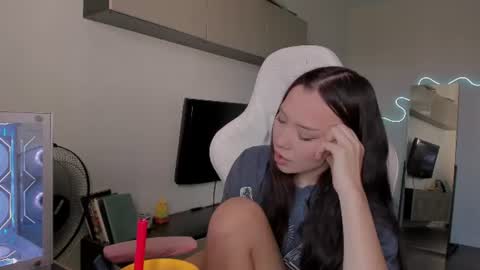 Mina online show from August 4, 6:19 am