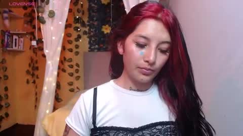 niamh_lifah online show from July 24, 1:20 pm