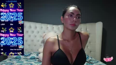 Snapshot of nichole_bree chatting on January 7, 11:48 am Nichole online show from January 7, 11:48 am