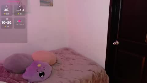 Nicole Silvermoon online show from December 21, 8:46 pm