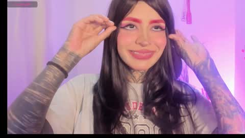   Help me reach 100 thumbs up online show from October 5, 4:17 am