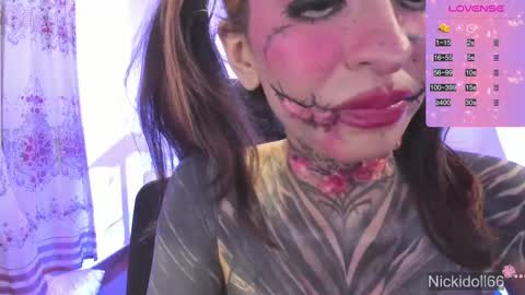   Help me reach 100 thumbs up online show from September 20, 8:34 am