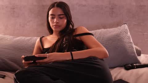 nicky and blake online show from November 22, 2:03 am