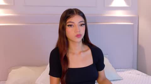 Snapshot of nicky_belmonth chatting on March 4, 12:01 pm nicky_belmonth online show from March 4, 12:01 pm