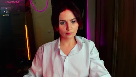 Nicky Weekends online show from September 10, 9:48 pm