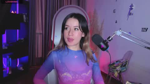 Nicky online show from October 26, 10:27 pm