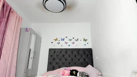 Nicole online show from October 19, 4:36 am