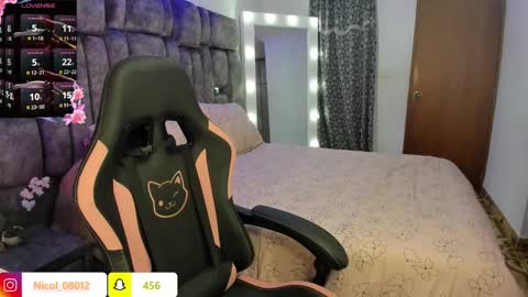 YuliEM online show from January 12, 6:59 pm