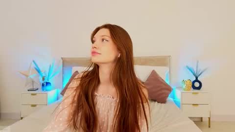 Nicole online show from September 24, 2:16 pm