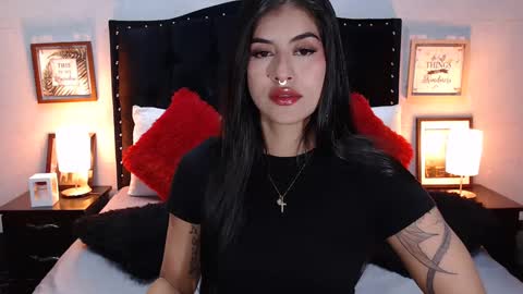 Snapshot of nicole_duran3095 chatting on December 7, 4:31 am Nick online show from December 7, 4:31 am