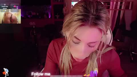 Nicole online show from April 21, 12:14 am